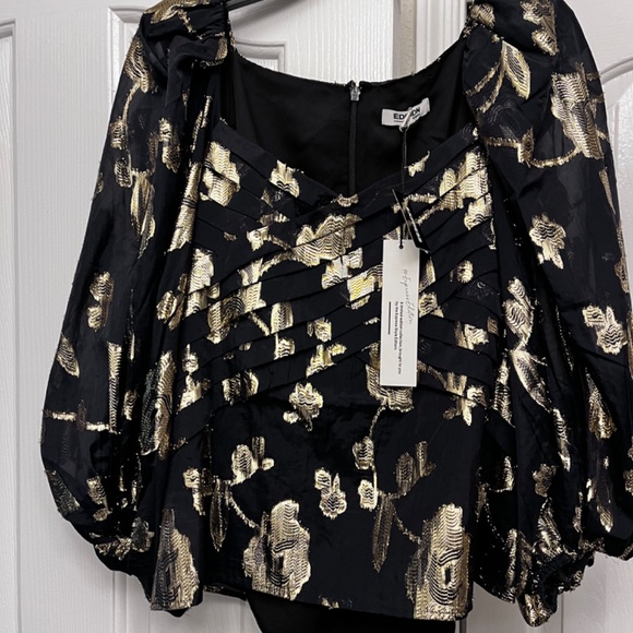 Top - Picture 4 of 4